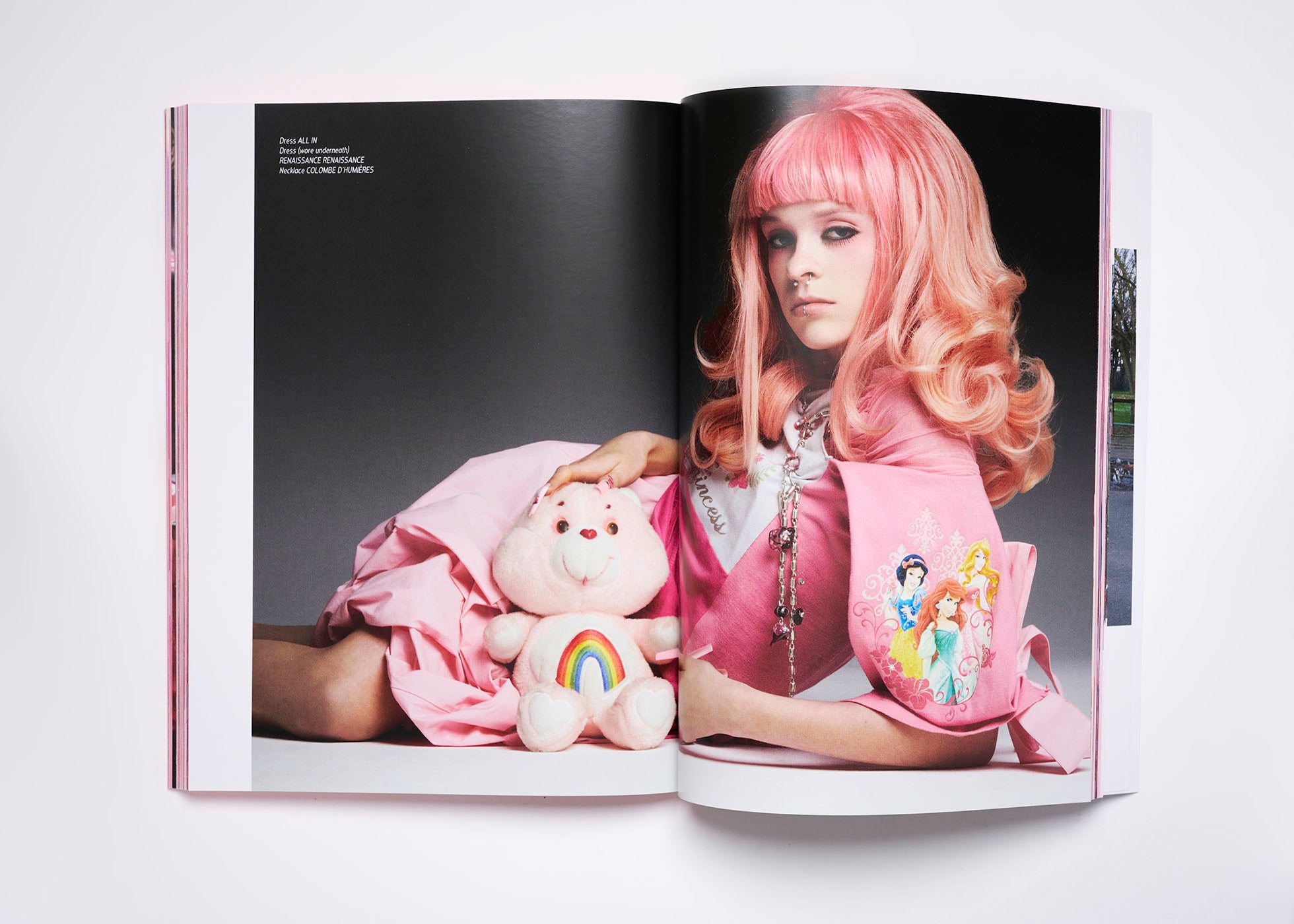 ISSUE 15: BUFFALO PINK (SS’22)