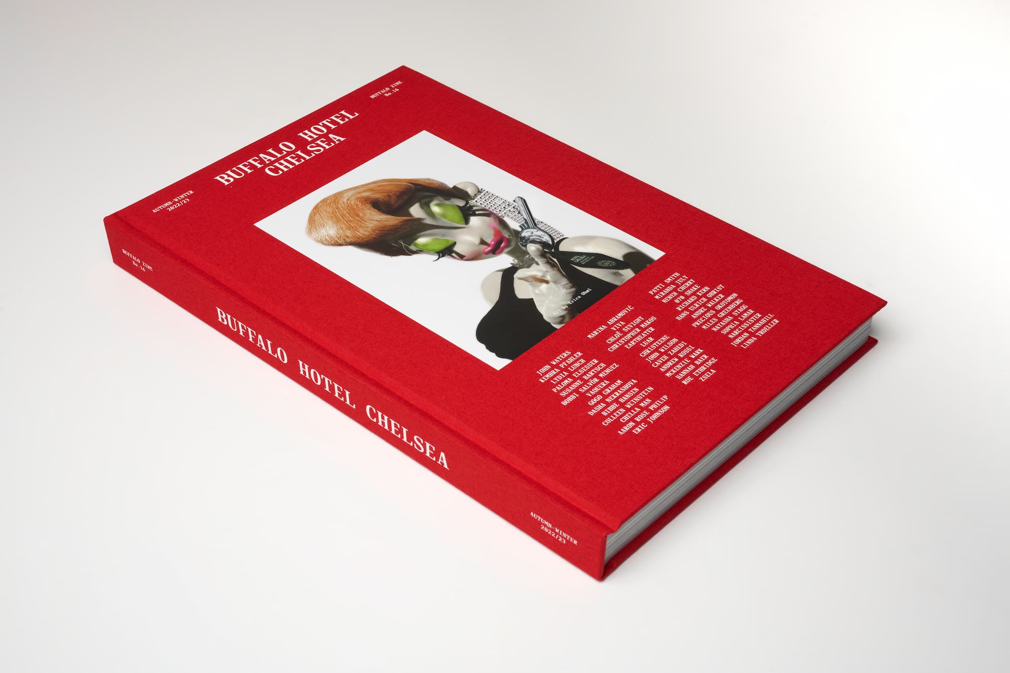 Hover ISSUE 16: BUFFALO HOTEL CHELSEA (AW’22/23)