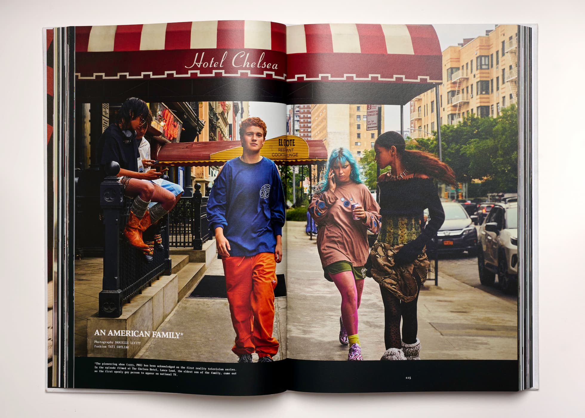 ISSUE 16: BUFFALO HOTEL CHELSEA (AW’22/23)